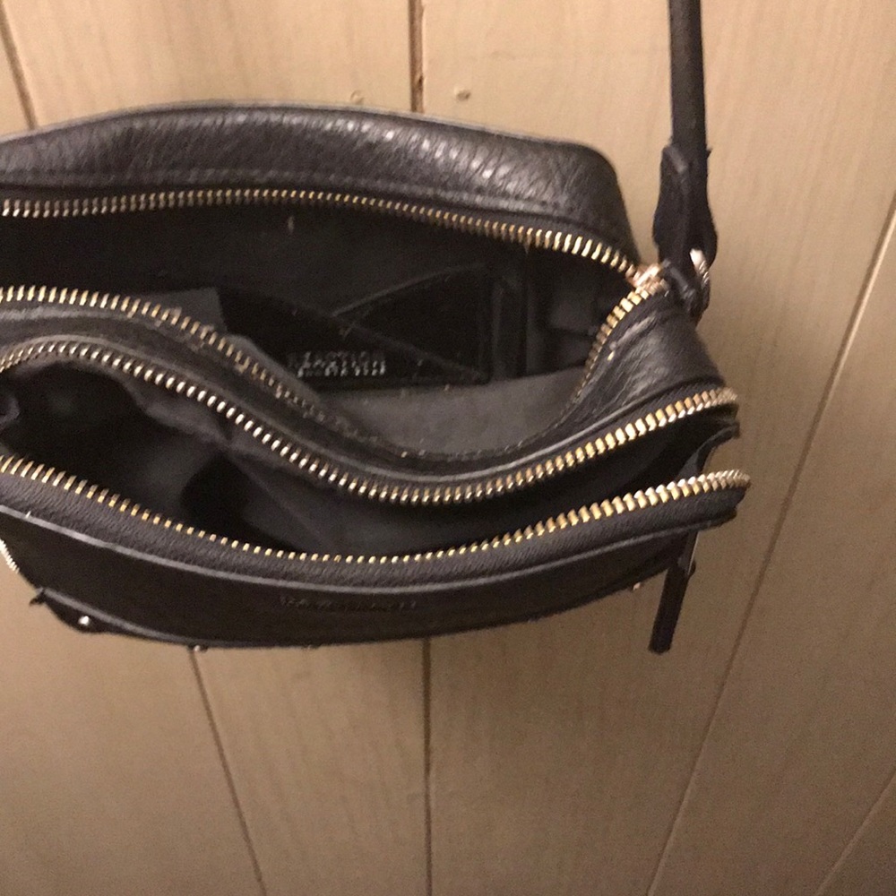 Purse - Picture 2 of 3